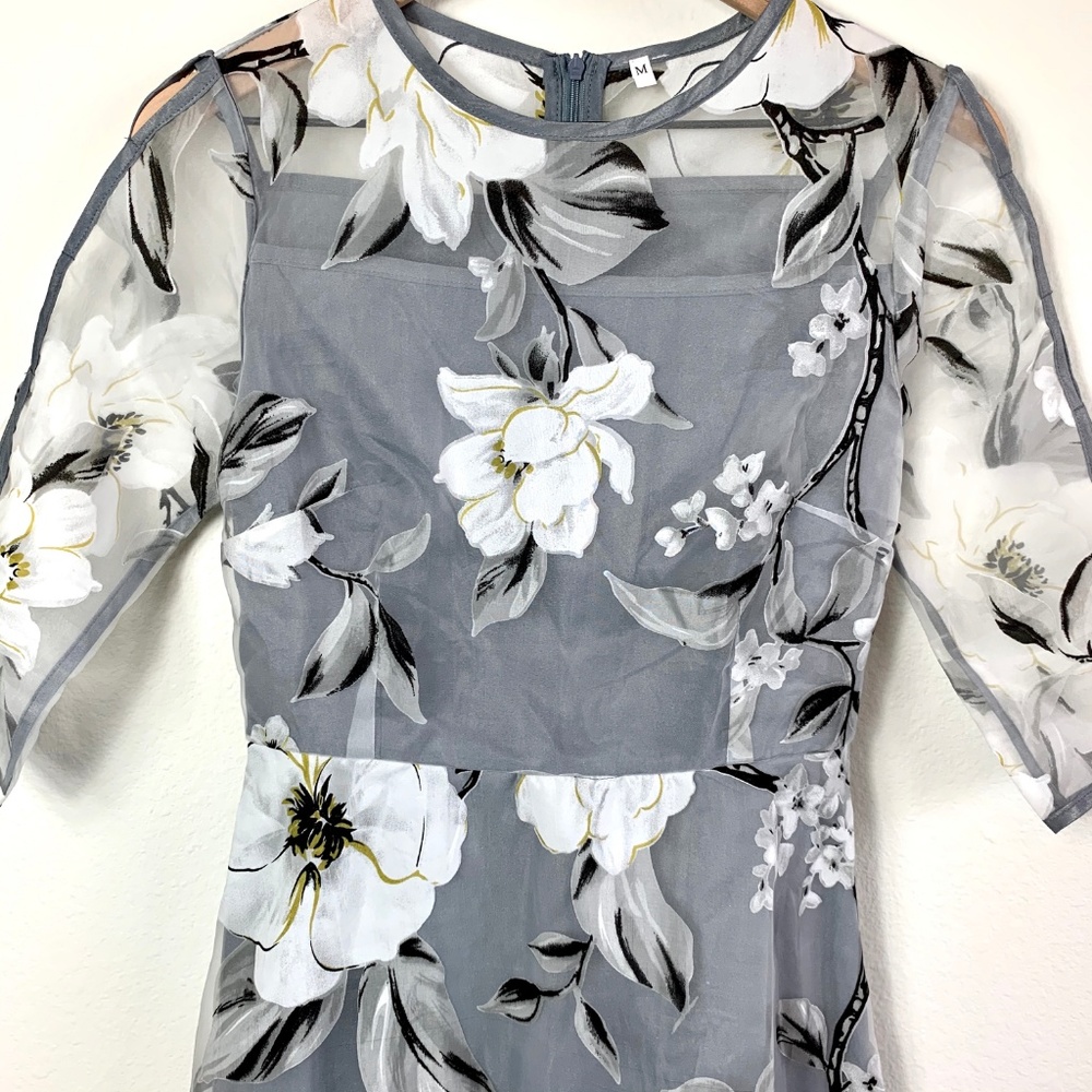 Grey & White Floral Dress - Picture 2 of 7
